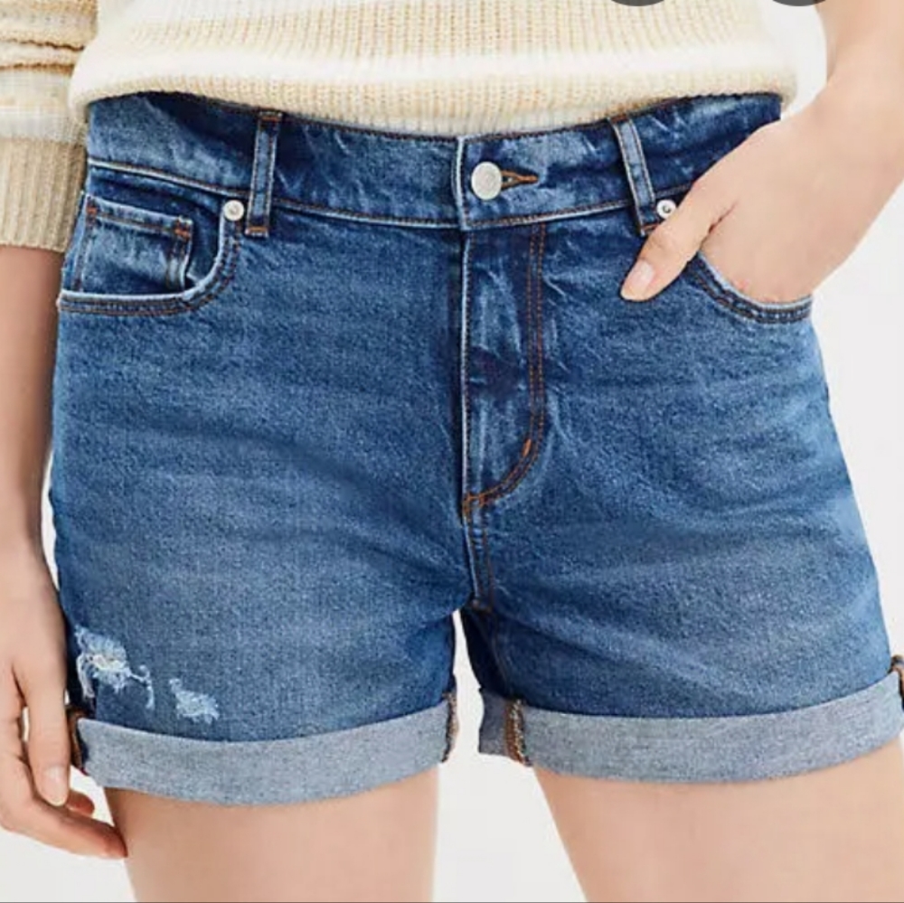Ann Taylor Loft jeans denim Shorts, size 25